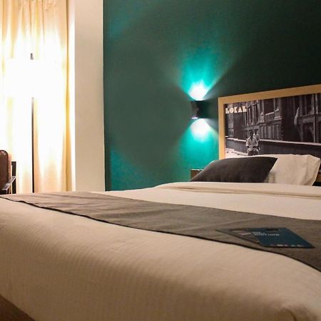 Lokal Rooms X Gulberg Lahore Ngoại thất bức ảnh