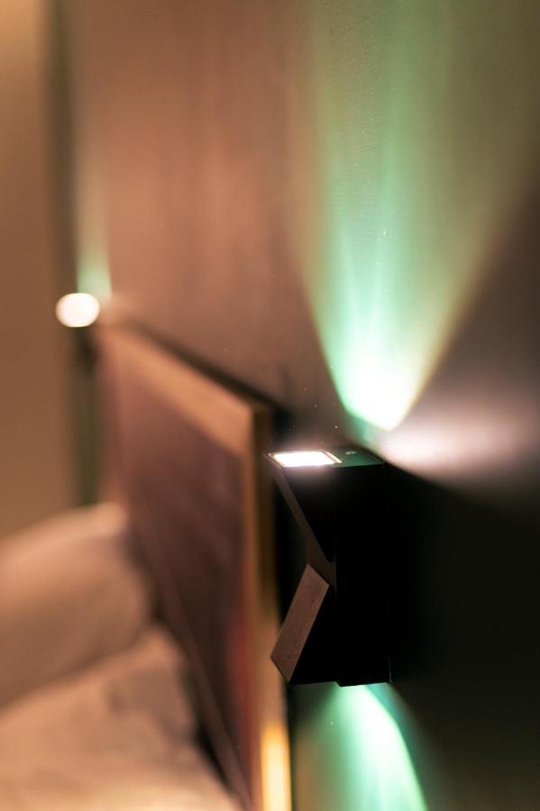 Lokal Rooms X Gulberg Lahore Ngoại thất bức ảnh